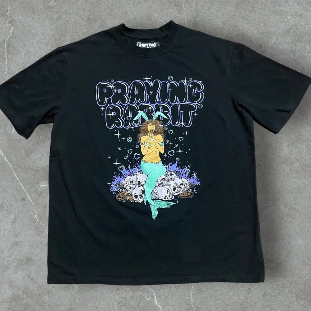 Praying Rabbit Streetwear Death Mermaid Black Cotton Big/Tall Tee Men's Size 2XL